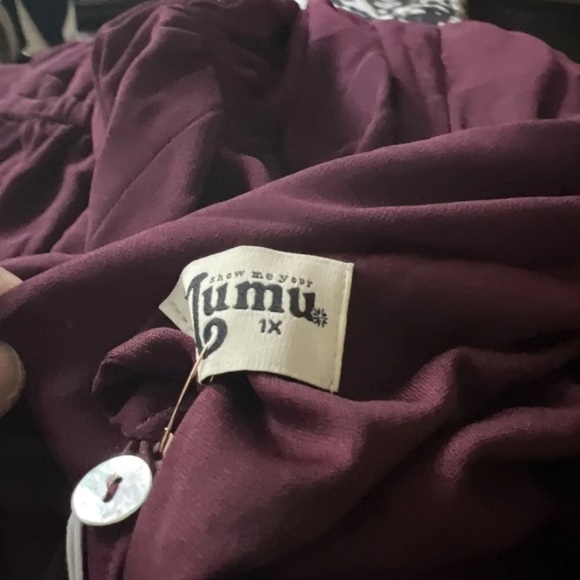 Show Me Your Mumu Merlot Emily Dress 1x. - Picture 3 of 4